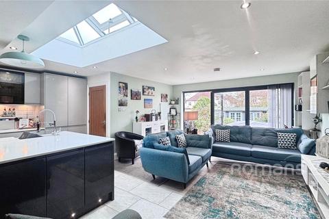 3 bedroom semi-detached house for sale, Coronation Road, Aldershot, Hampshire