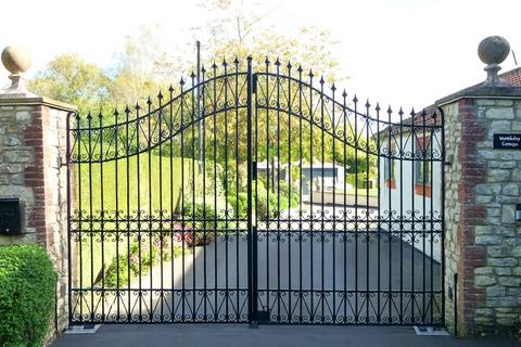 undefined, Five bedroom private residence, Farmborough
