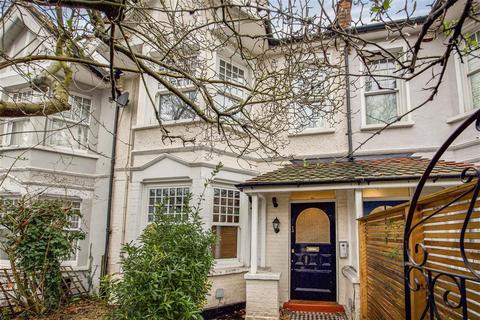 London Road, Twickenham