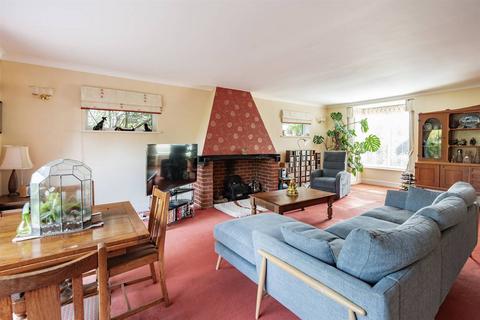 4 bedroom detached house for sale, Carlton Hill, Herne Bay