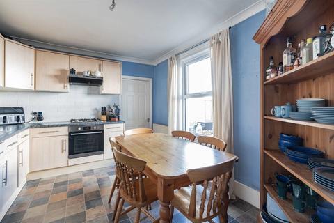 4 bedroom semi-detached house for sale, Gordon Road, Herne Bay