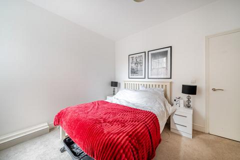 1 bedroom flat to rent, Balham Hill, London, SW12