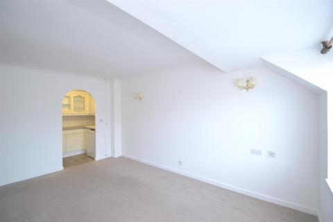 1 bedroom flat for sale, Crocker Street, Newport