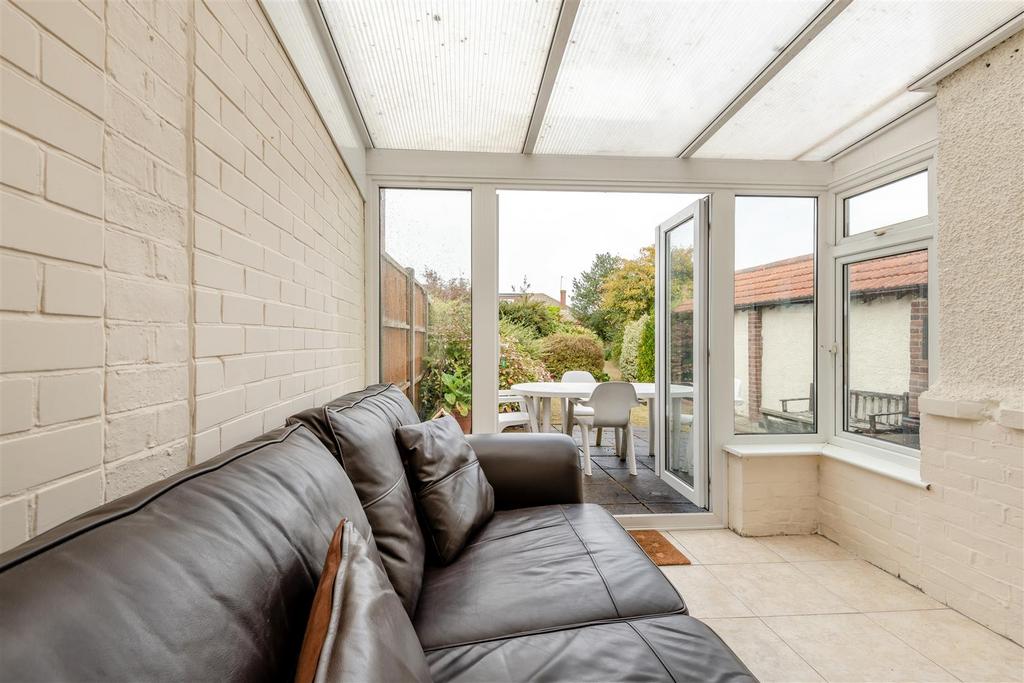 8665474-interior20.jpg