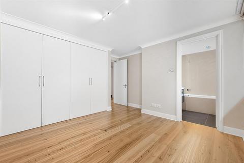 2 bedroom flat to rent, Elystan Street, London SW3