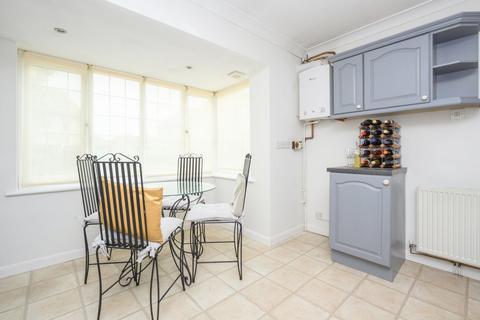 undefined, Stonebanks, Walton-on-Thames, KT12