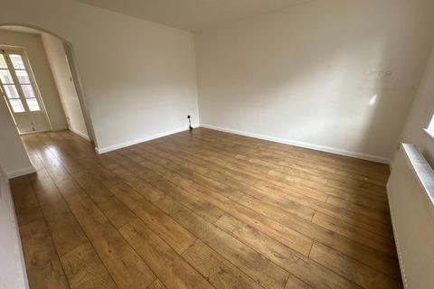 3 bedroom semi-detached house for sale, Seymour Avenue, Stretton, Burton-on-Trent, DE14