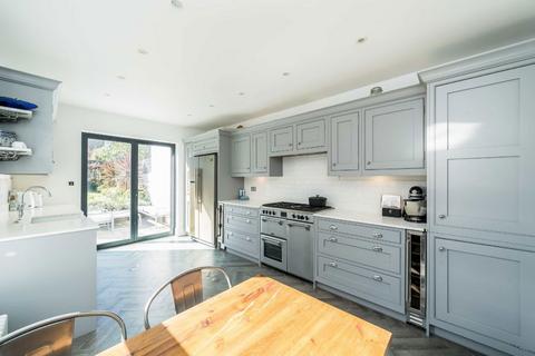 4 bedroom semi-detached house for sale, Thurlestone Road, London SE27