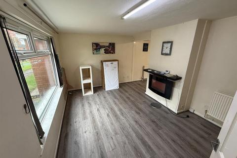 2 bedroom end of terrace house for sale, Derwent Walk, Oldham