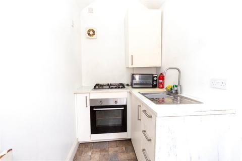 2 bedroom bungalow to rent, Torrens Drive, Lakeside, Cardiff, CF23