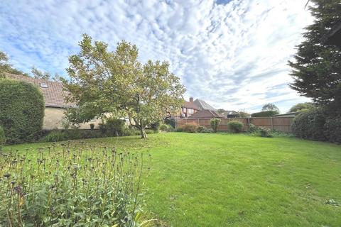 undefined, Fairlee Road, Newport