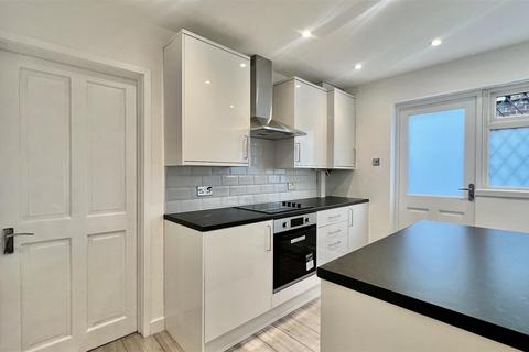 undefined, Blackberry Farm Close, Heston TW5