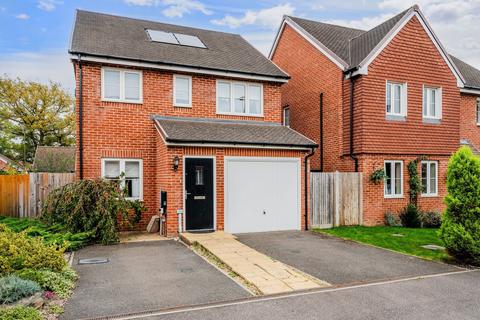 Killick Road, Horley RH6