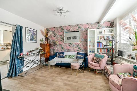 undefined, Harrow Road, Bedfont, Feltham, TW14