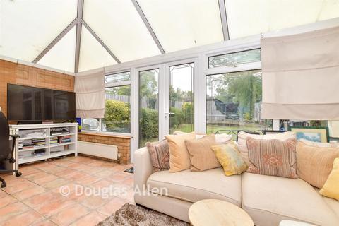 3 bedroom terraced house for sale, Winters Way, Waltham Abbey, Essex
