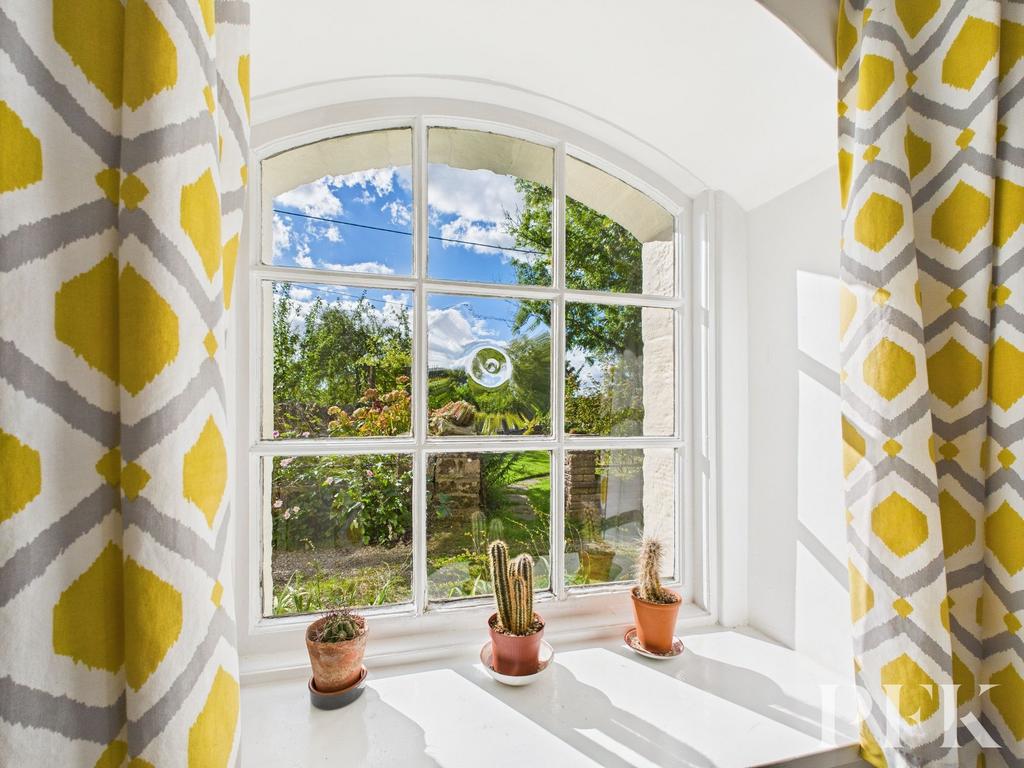 Kitchen Outlook