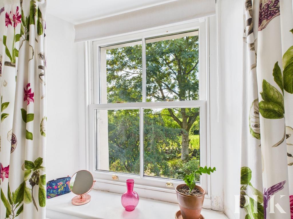 Bedroom 1 Outlook
