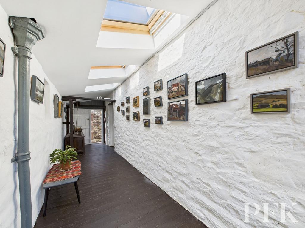 Gallery Studio