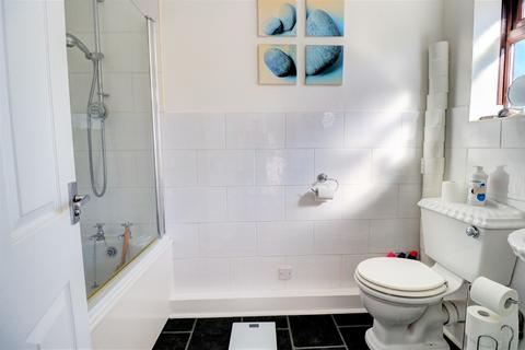 1 bedroom apartment for sale, Oakengrove Road, Hazlemere HP15