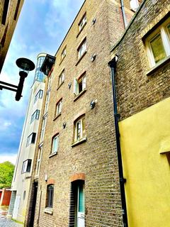 undefined, Rotherhithe Street, Rotherhithe, London, SE16