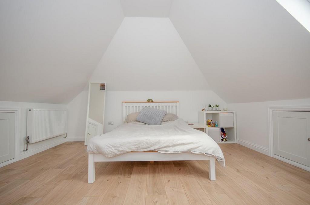Bedroom 3.jpg
