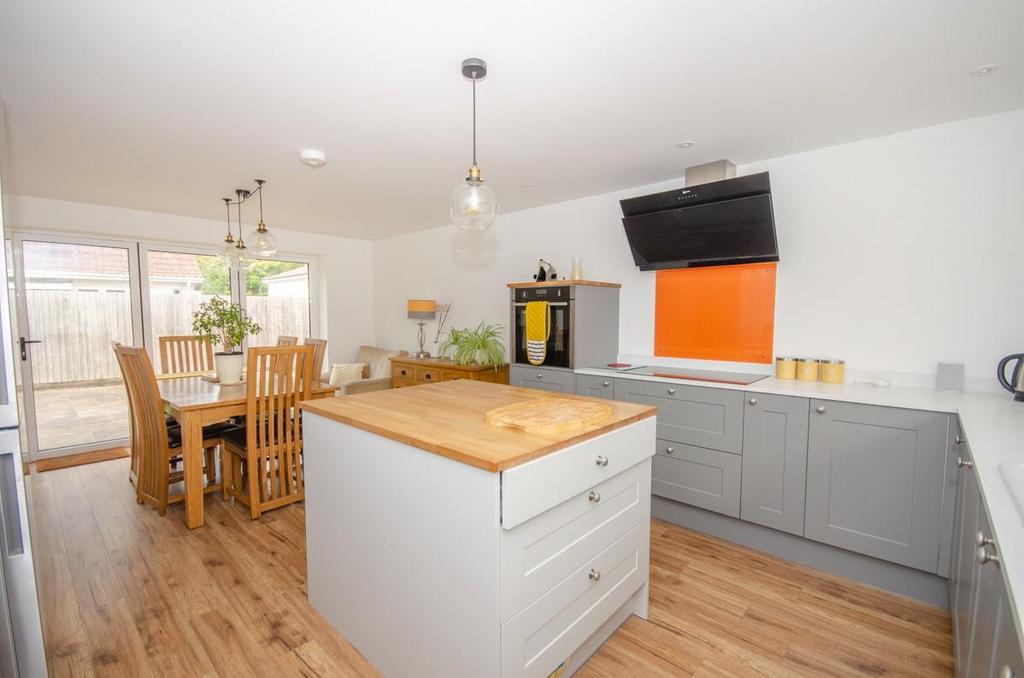 Kitchen-diner.jpg