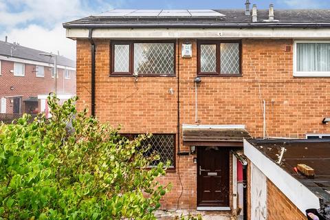 3 bedroom semi-detached house to rent, London Street, Salford M6