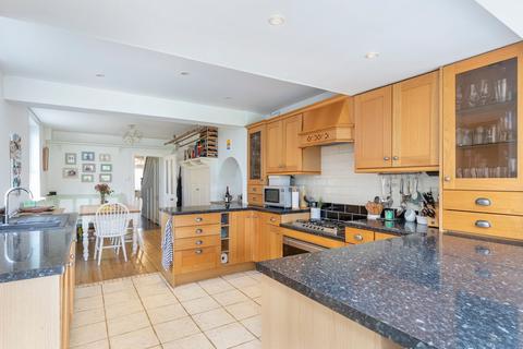 4 bedroom semi-detached house for sale, Compton Road, Haywards Heath RH16