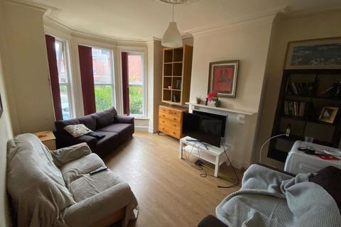 4 bedroom house to rent, Cardigan Lane, Leeds LS6
