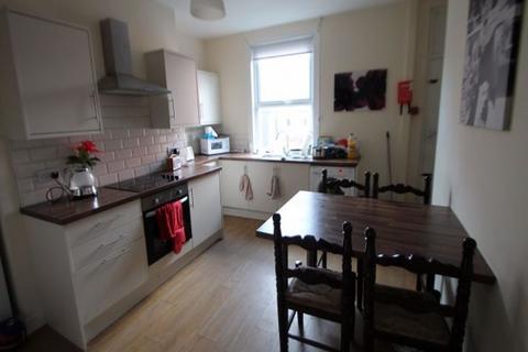 4 bedroom house to rent, Cardigan Lane, Leeds LS6