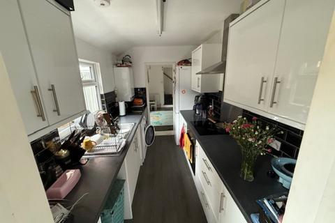 3 bedroom terraced house to rent, Kingston Road, Ipswich IP1