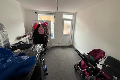 3 bedroom terraced house to rent, Kingston Road, Ipswich IP1