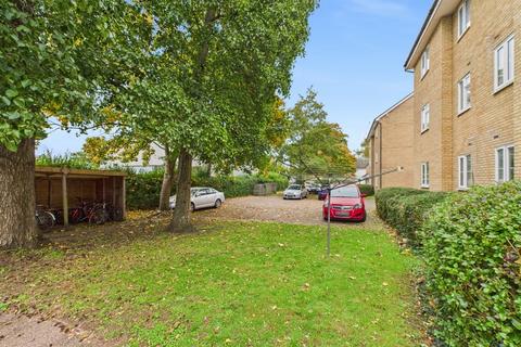 2 bedroom flat for sale, Denham Close, Bury St Edmunds IP33
