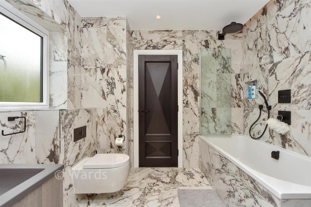Jack And Jill En-Suite