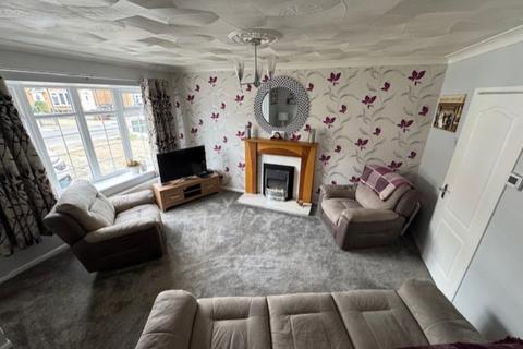 3 bedroom terraced house for sale, Elmsdale Close, South Elmsall