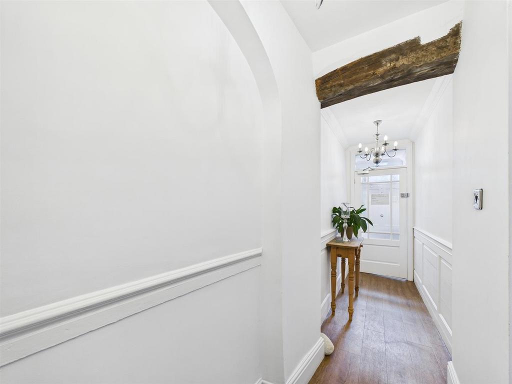 CAM05382 G0-PR0069-STILL001.jpg