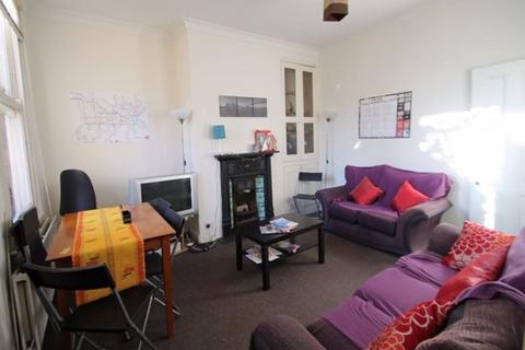 4 bedroom house to rent, Broomfield Road, Leeds LS6