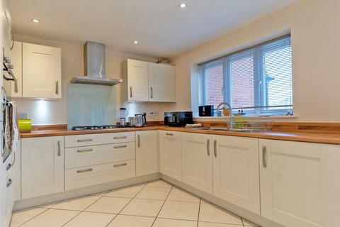 3 Bakers Lane, Long Buckby, Northampton, NN6 7WA