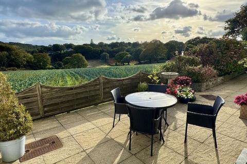 4 bedroom detached house for sale, Trewinnard Road, Truro