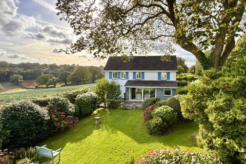 4 bedroom detached house for sale, Trewinnard Road, Truro