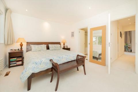 5 bedroom terraced house to rent, Woodsford Square, London W14