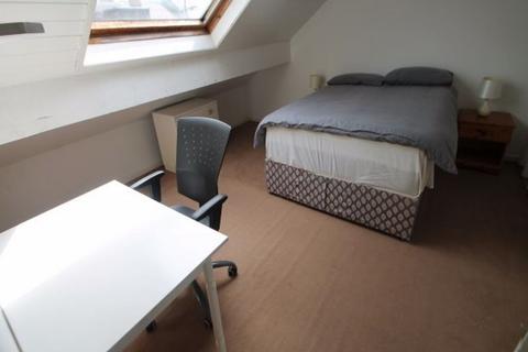 undefined, Burchett Place, Leeds LS6