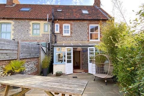 4 bedroom end of terrace house for sale, Beeston Road, Sheringham NR26