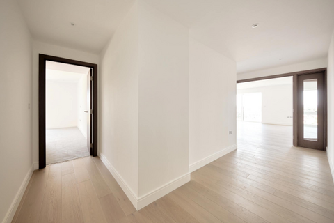 3 bedroom flat to rent, Tierney Lane, London W6