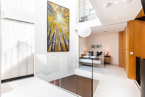 undefined, Belmont St Chalk Farm, London NW1