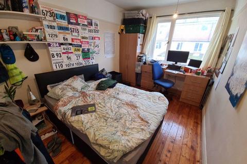 4 bedroom house to rent, Buckingham Avenue, Leeds LS6