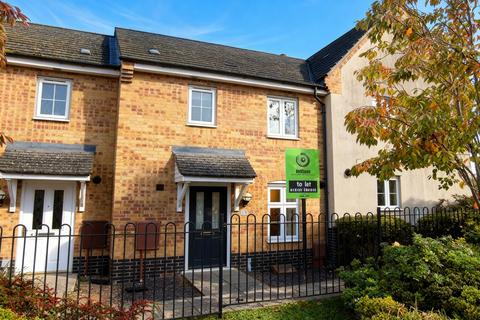 3 bedroom terraced house to rent, Tasburgh Close, King's Lynn