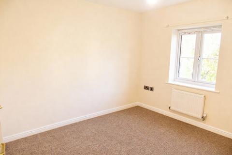 3 bedroom terraced house to rent, Tasburgh Close, King's Lynn