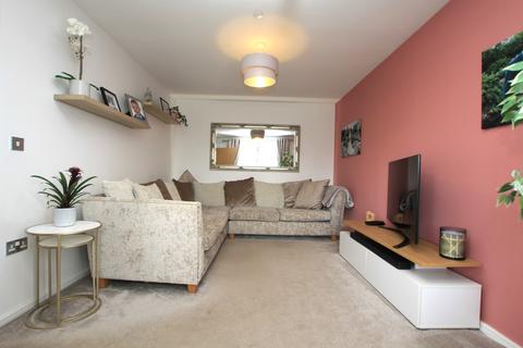 3 bedroom detached house for sale, Viking Court, Sealand