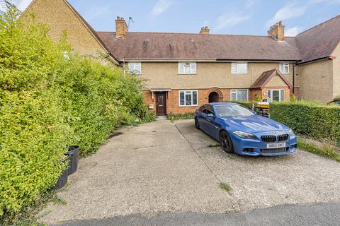 5 bedroom semi-detached house to rent, Seventh Avenue, Hayes UB3